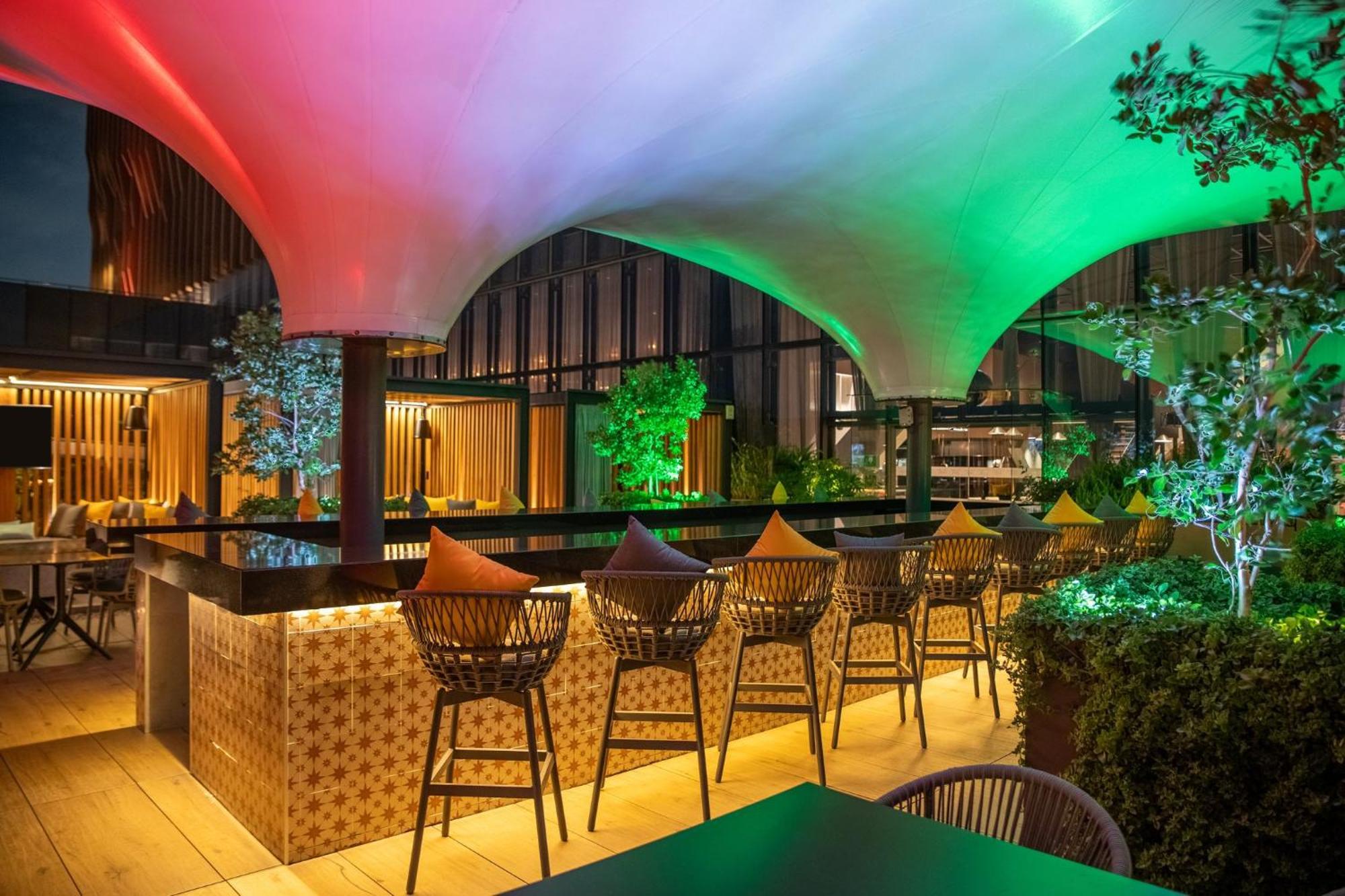 Fiesta Americana Viaducto Aeropuerto 멕시코 시 외부 사진 The Bar