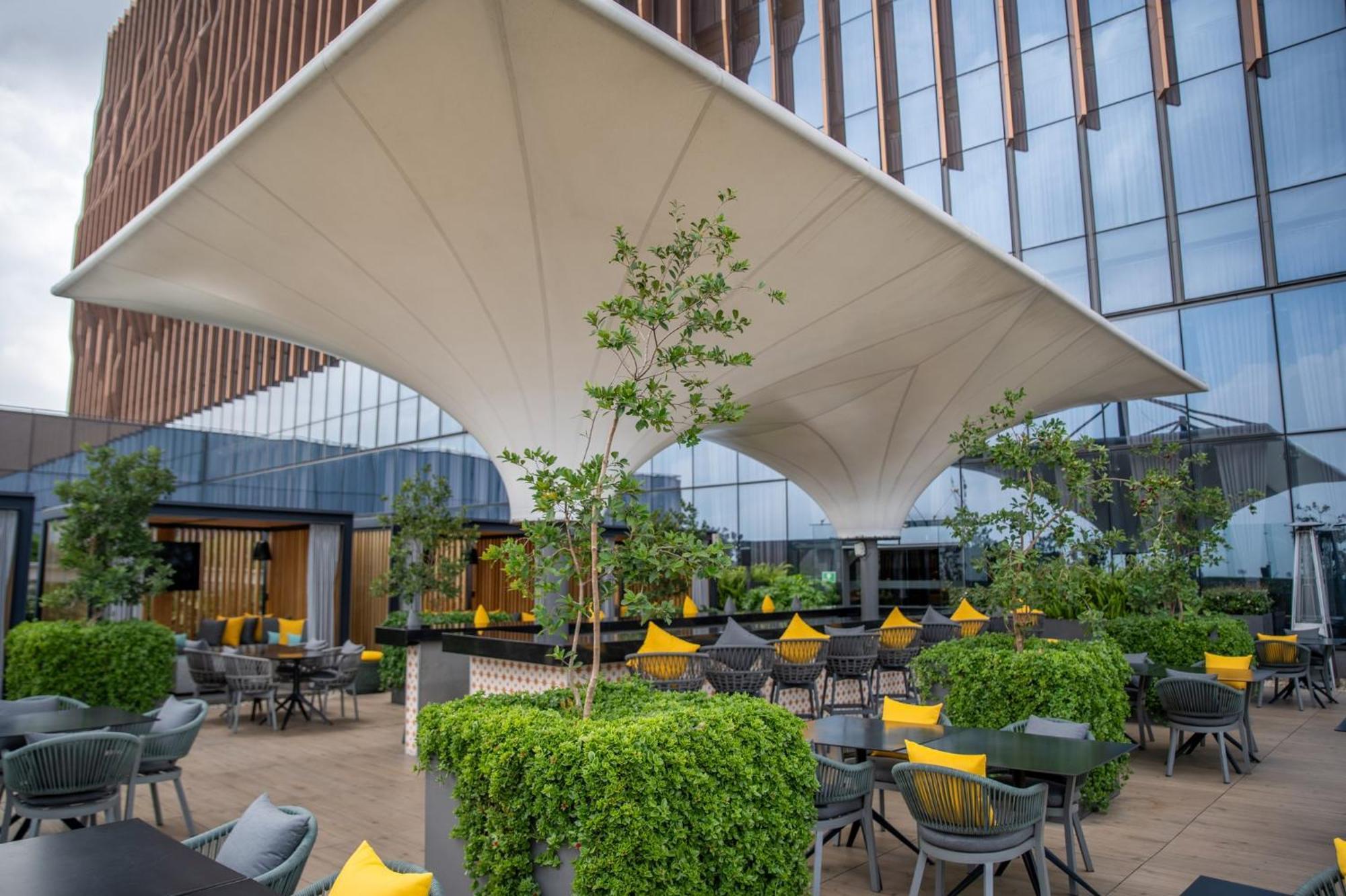 Fiesta Americana Viaducto Aeropuerto 멕시코 시 외부 사진 The Sky Bar